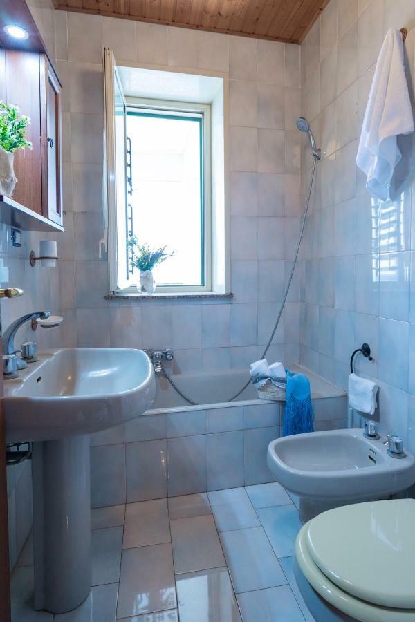 Appartement Casa Rosario à Riposto Extérieur photo